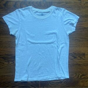 5/$15 MUST BUNDLE Brandy Melville Plain White Tee